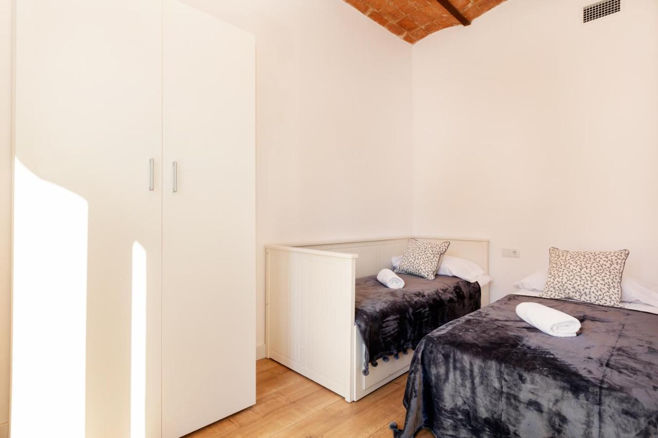 Akira Flats Urgell Apartment Барселона Экстерьер фото